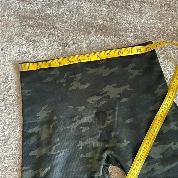 Spanx Look At Me Now Camo Leggings Compression Shaping Pants Camouflage: XL - Picture 6 of 9